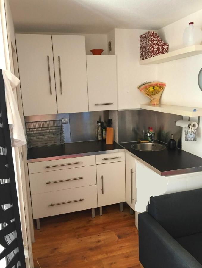 Les Arenes - Port Leucate - Une Chambre - Terrasse - Proche Commerces - Tout Confort Luaran gambar